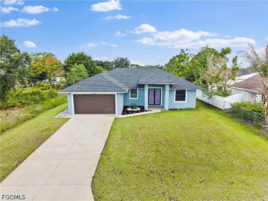 2911 10th Street SW Lehigh Acres FL 33976