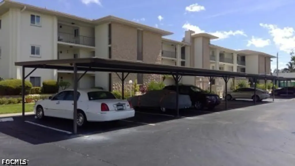 2100 Barkeley Lane Fort Myers FL 33907
