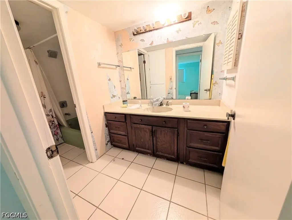 2100 Barkeley Lane Fort Myers FL 33907