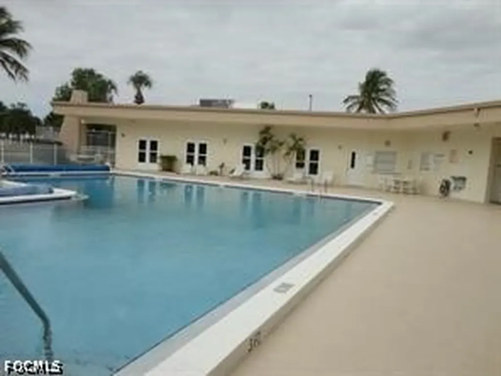 2100 Barkeley Lane Fort Myers FL 33907