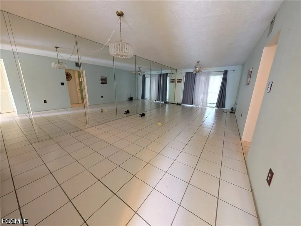 2100 Barkeley Lane Fort Myers FL 33907