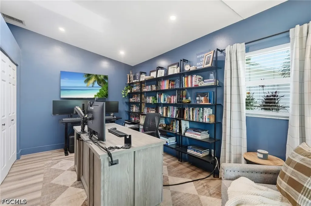 2835 SE 18th Avenue Cape Coral FL 33904