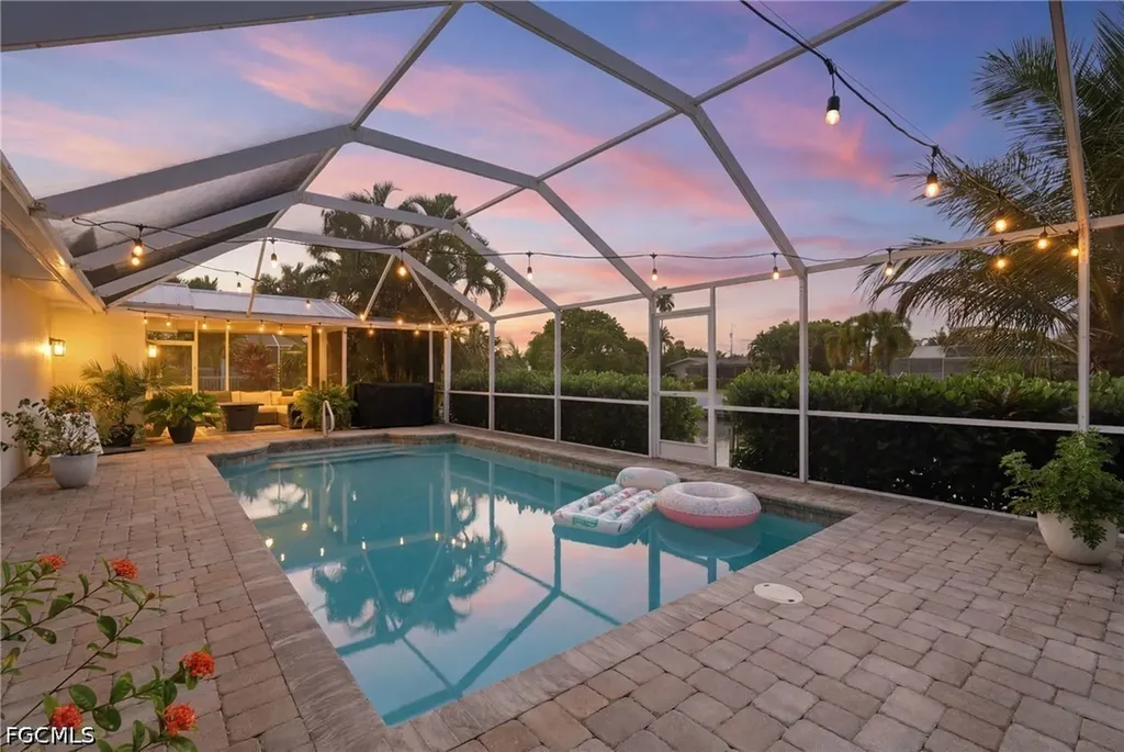 2835 SE 18th Avenue Cape Coral FL 33904