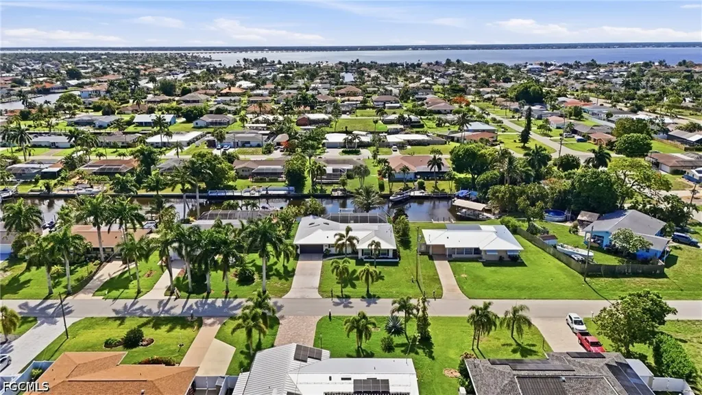 2835 SE 18th Avenue Cape Coral FL 33904