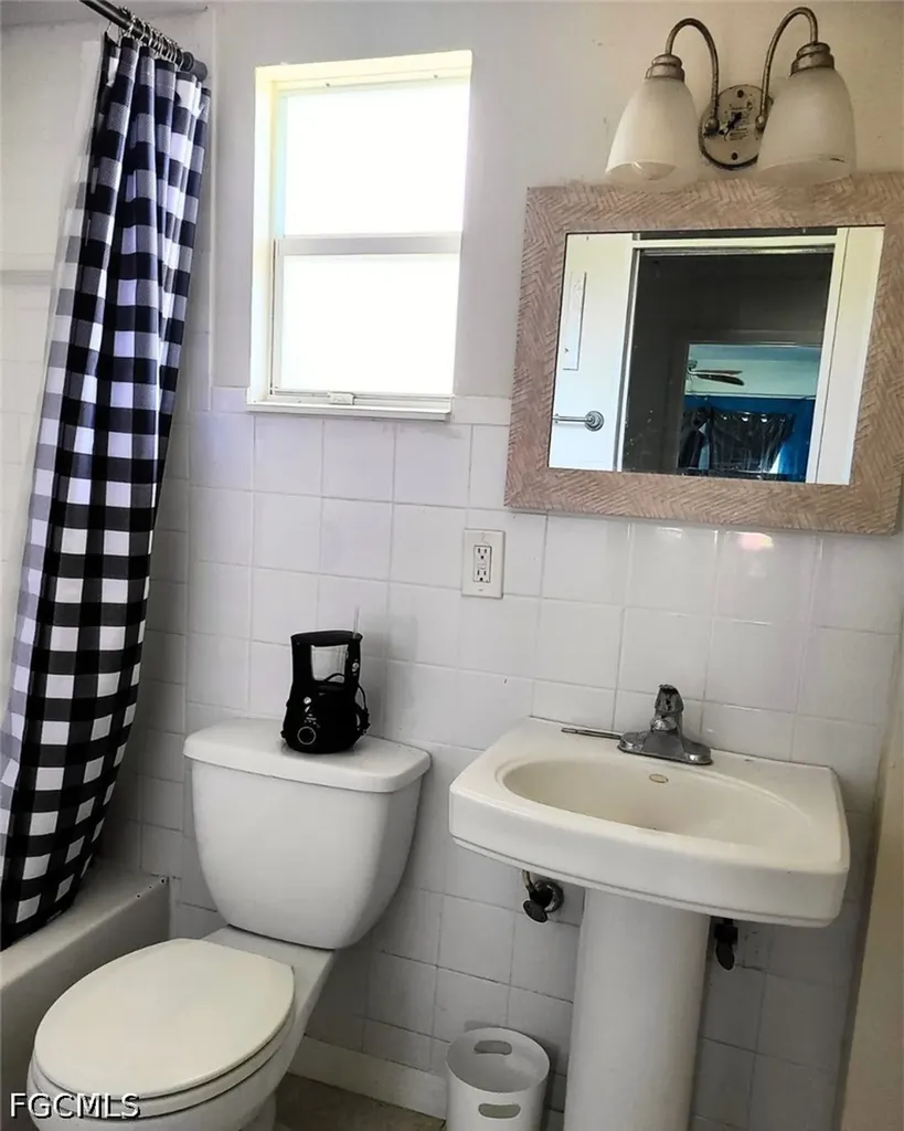 4106 22nd Street SW Lehigh Acres FL 33976