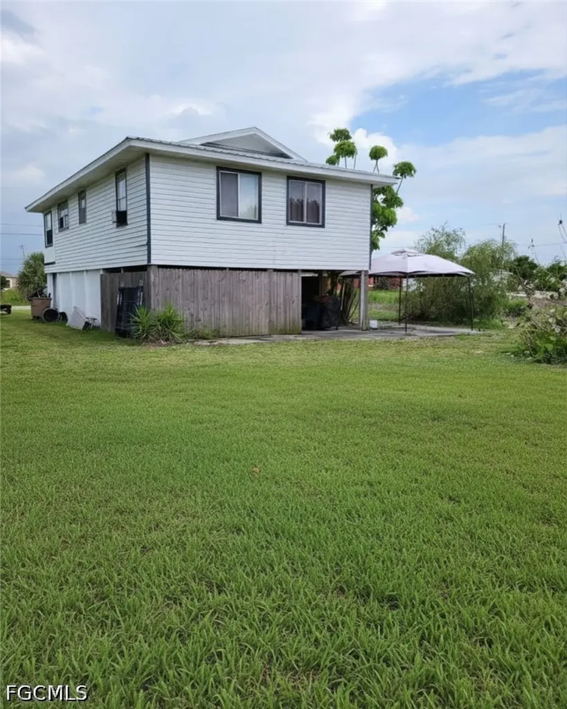 4106 22nd Street SW Lehigh Acres FL 33976