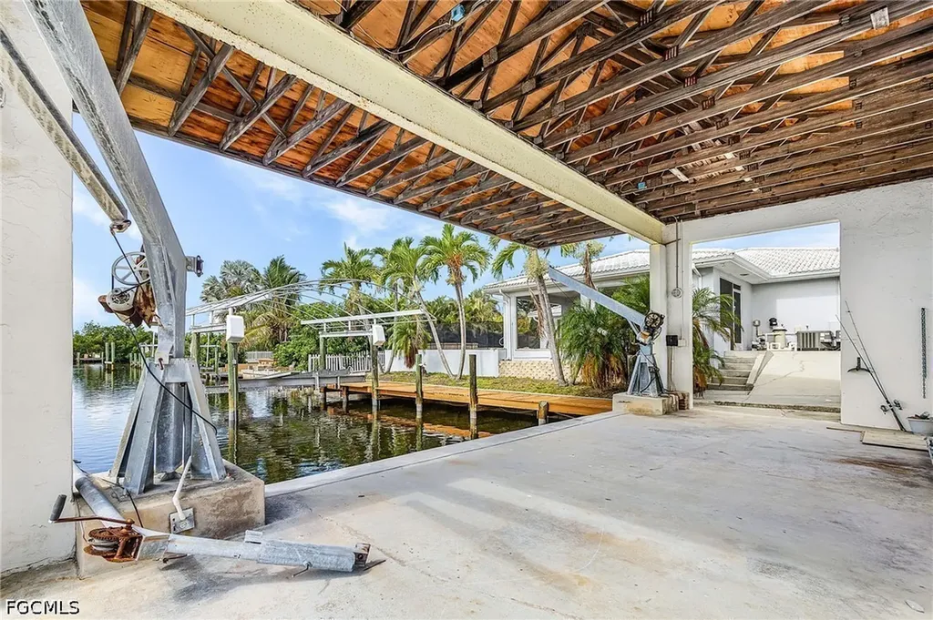 2805 8th Avenue St. James City FL 33956