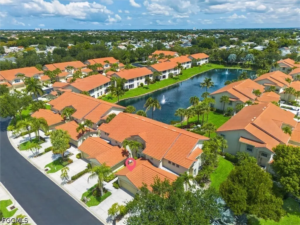 Fort Myers FL, 15170 Royal Windsor Lane, Unit 1202