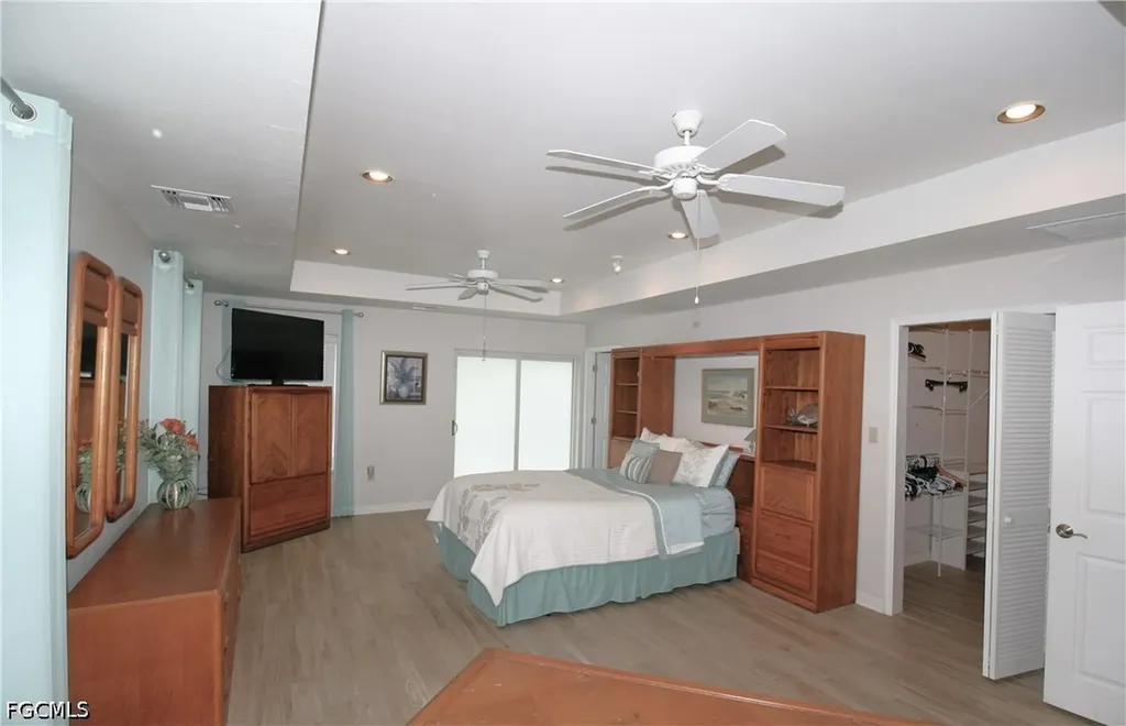 1330 SE 6th Avenue Cape Coral FL 33990