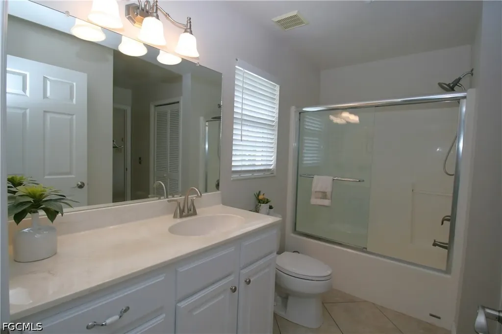 1330 SE 6th Avenue Cape Coral FL 33990