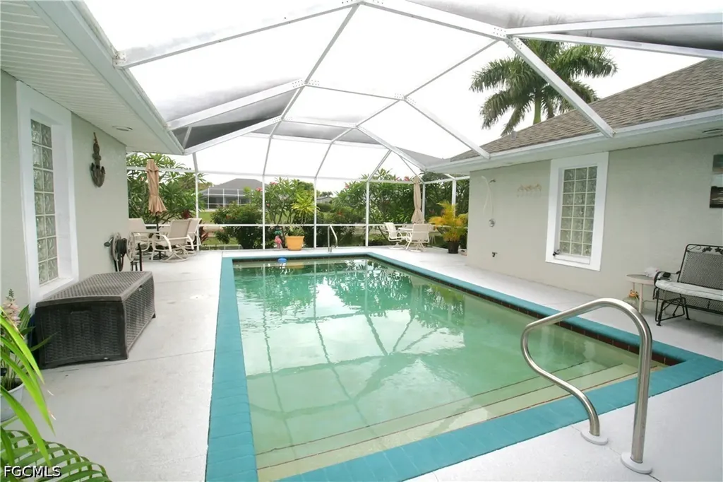 1330 SE 6th Avenue Cape Coral FL 33990