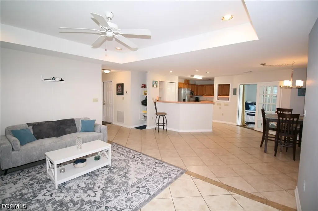 1330 SE 6th Avenue Cape Coral FL 33990