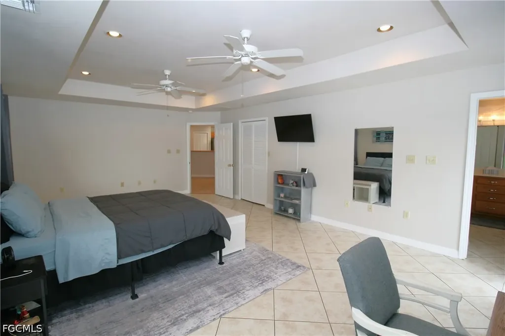 1330 SE 6th Avenue Cape Coral FL 33990
