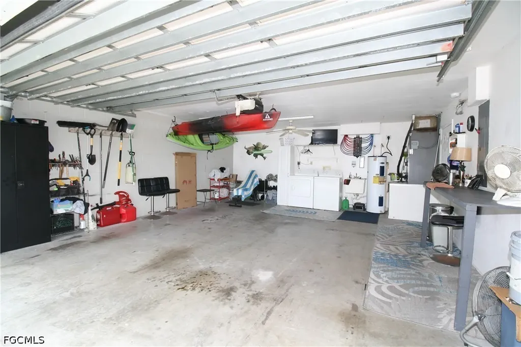 1330 SE 6th Avenue Cape Coral FL 33990