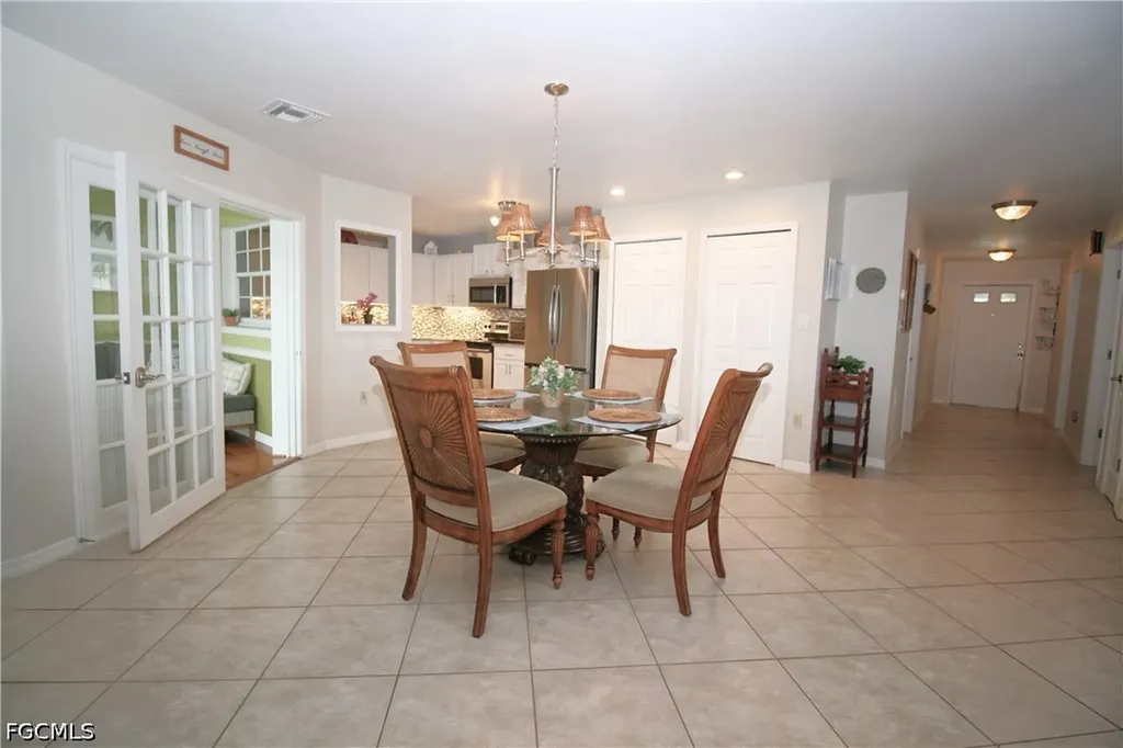 1330 SE 6th Avenue Cape Coral FL 33990
