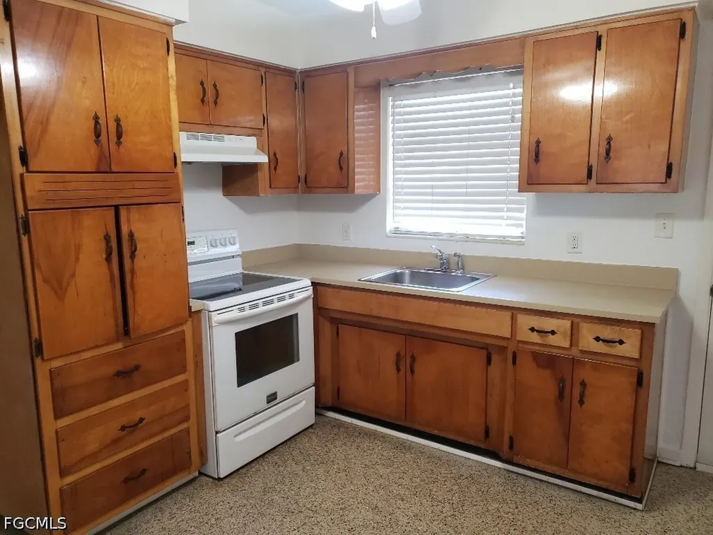 4911 Coronado Parkway Cape Coral FL 33904
