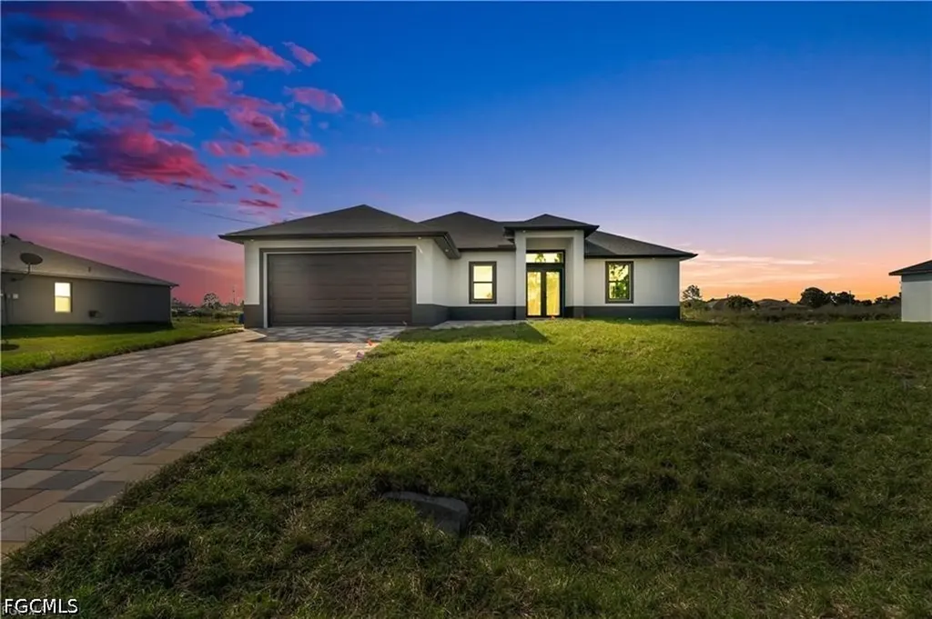 803 Pine Avenue Lehigh Acres FL 33972