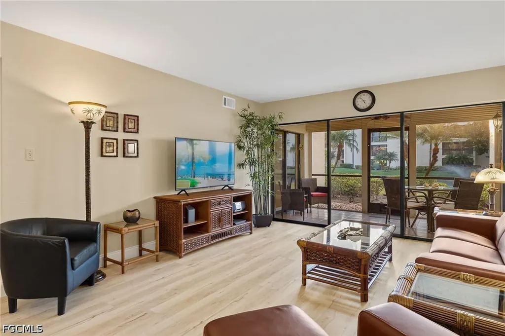 4396 Bowsprit Court Fort Myers FL 33919