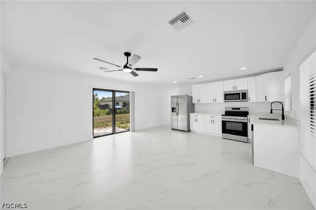4985 Fairway Court Lehigh Acres FL 33971