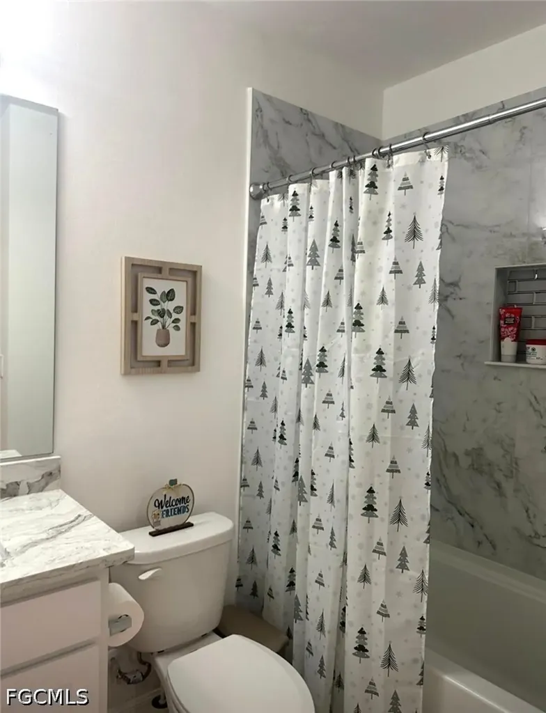 932 SW 7th Avenue Cape Coral FL 33991