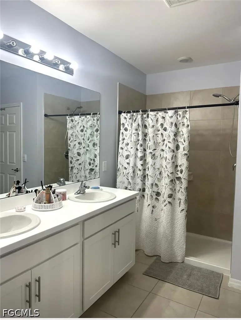 932 SW 7th Avenue Cape Coral FL 33991