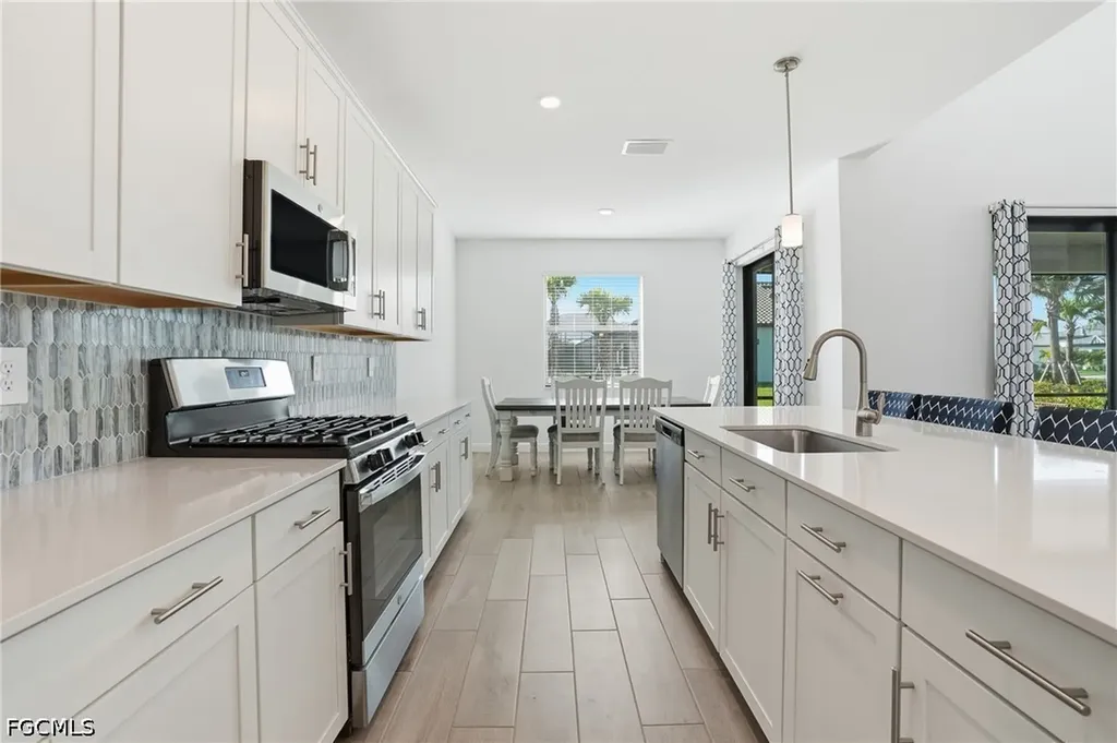 18707 Ivywood Place Estero FL 33928