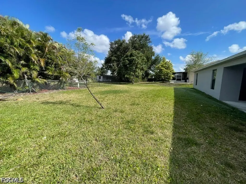 507 NE 7th Avenue Cape Coral FL 33909