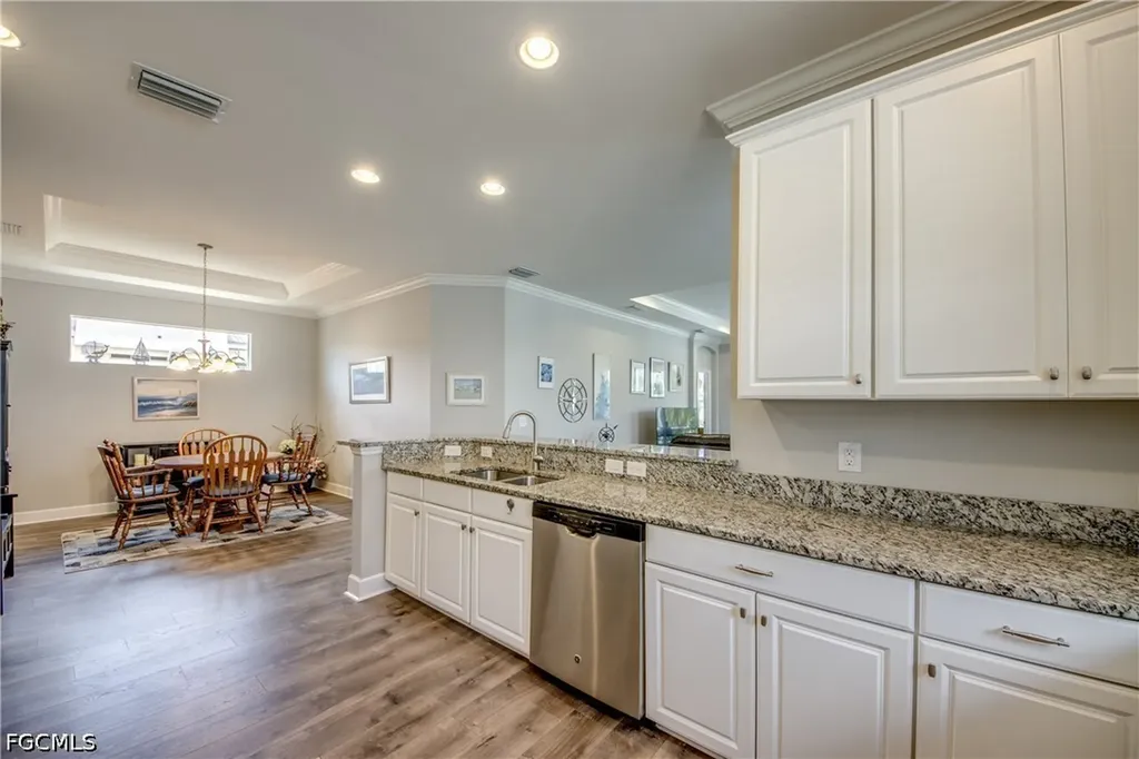 2734 Vareo Court Cape Coral FL 33991