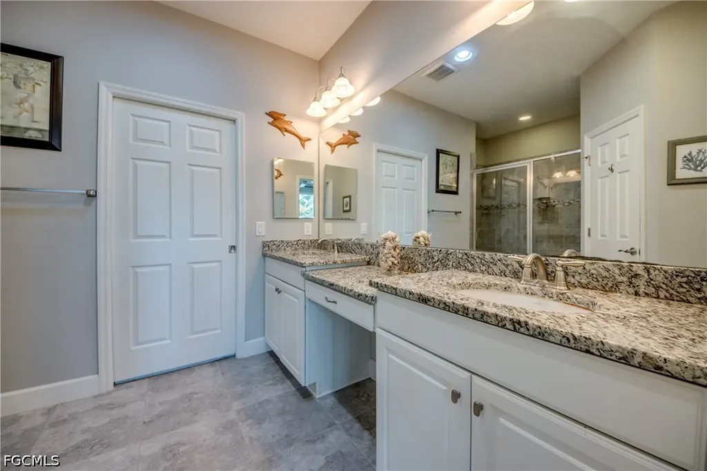 2734 Vareo Court Cape Coral FL 33991
