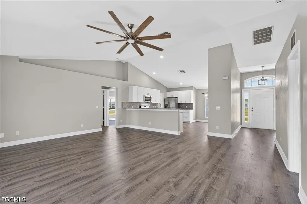 409 NE 25th Terrace Cape Coral FL 33909