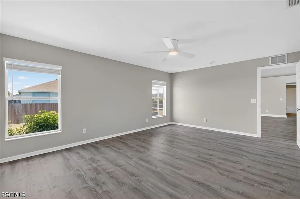 409 NE 25th Terrace Cape Coral FL 33909