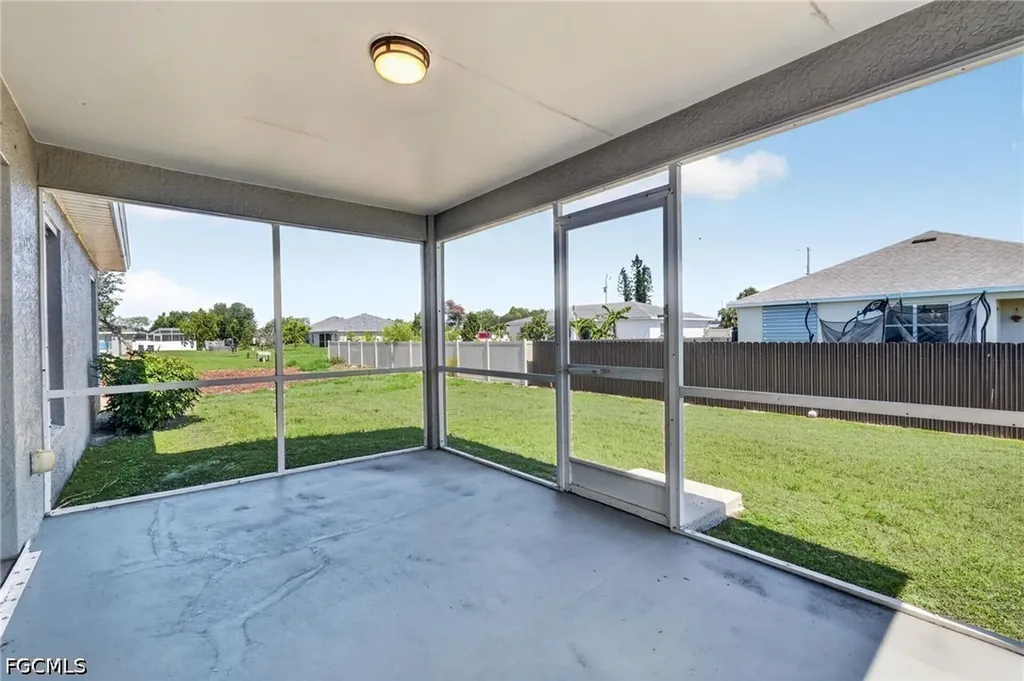 409 NE 25th Terrace Cape Coral FL 33909