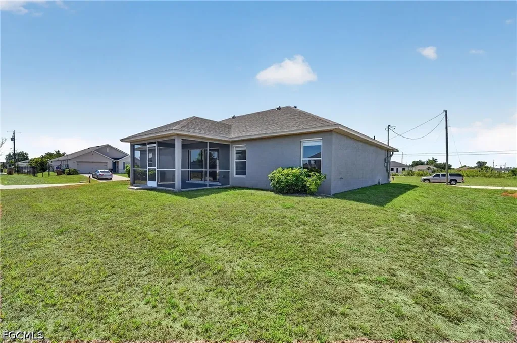 409 NE 25th Terrace Cape Coral FL 33909