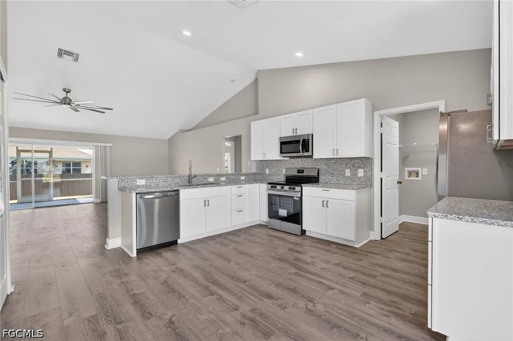 409 NE 25th Terrace Cape Coral FL 33909