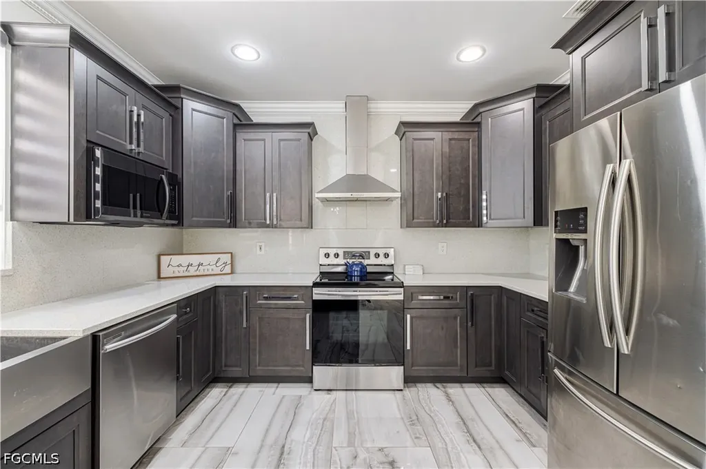 11141 Lakeland Circle Fort Myers FL 33913