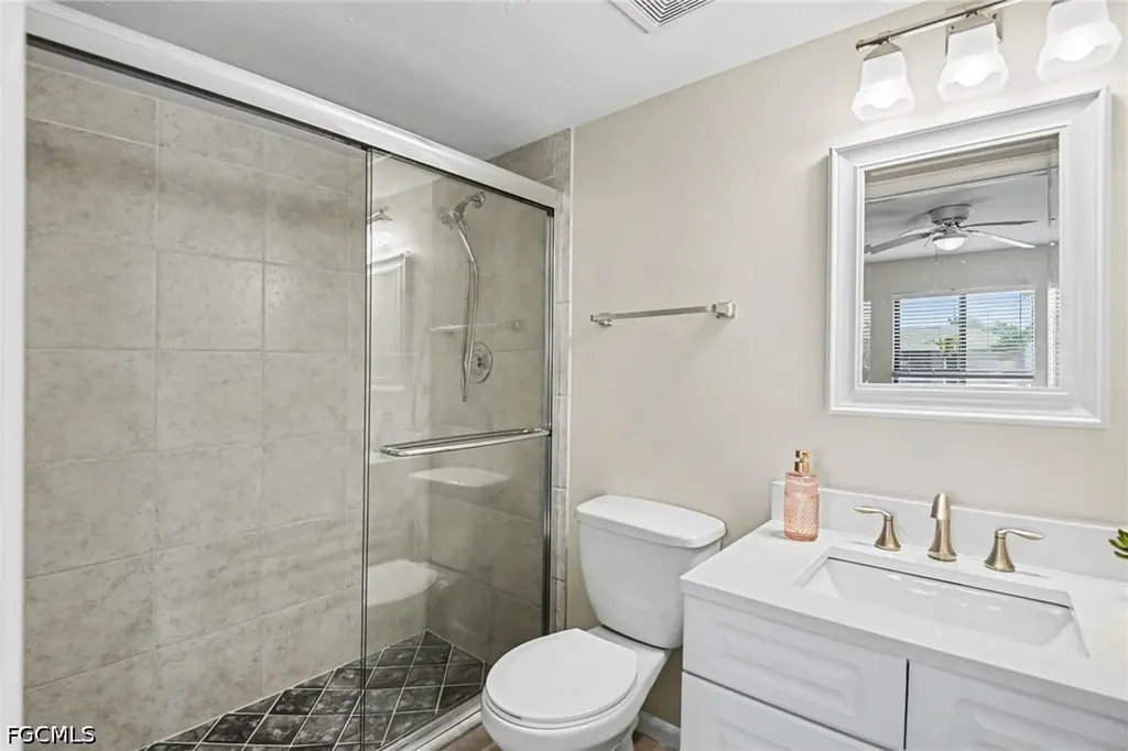 610 Retunda Parkway W Cape Coral FL 33904