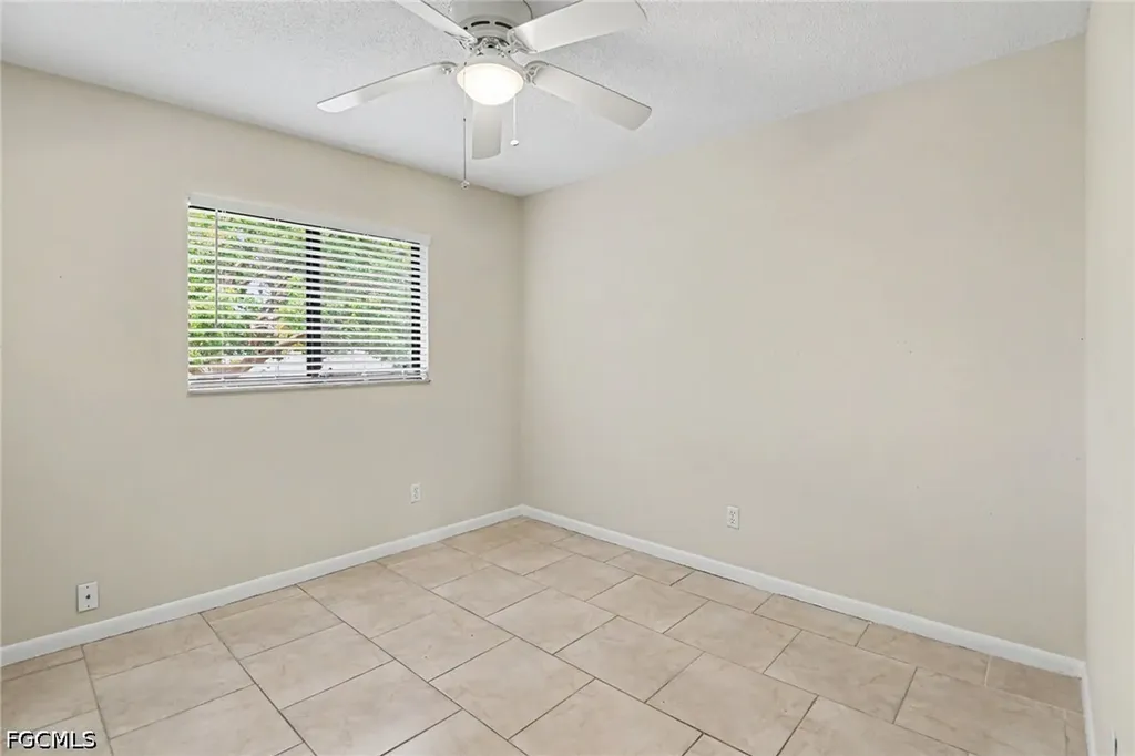 610 Retunda Parkway W Cape Coral FL 33904