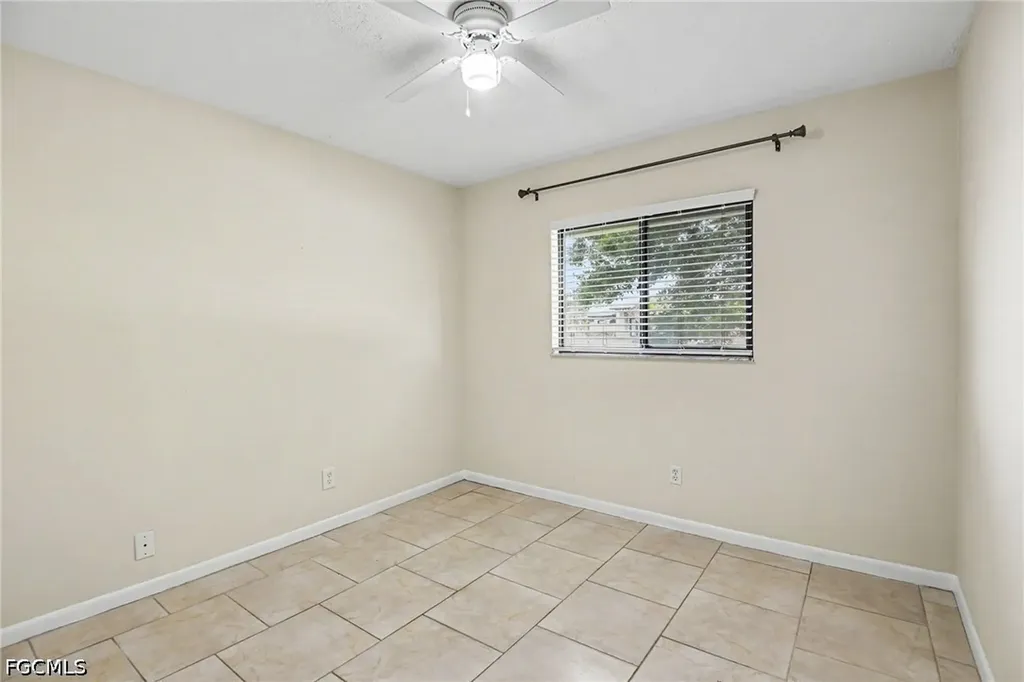 610 Retunda Parkway W Cape Coral FL 33904