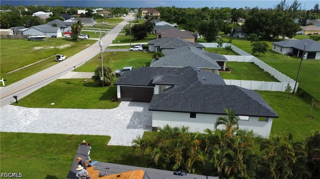 474 NE 2nd Place Cape Coral FL 33909
