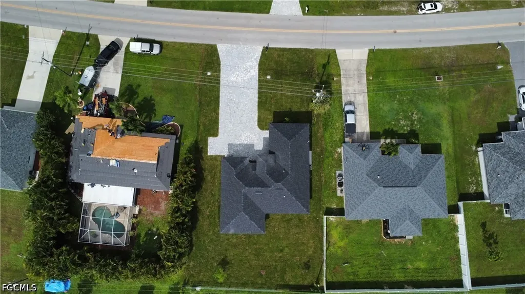 474 NE 2nd Place Cape Coral FL 33909