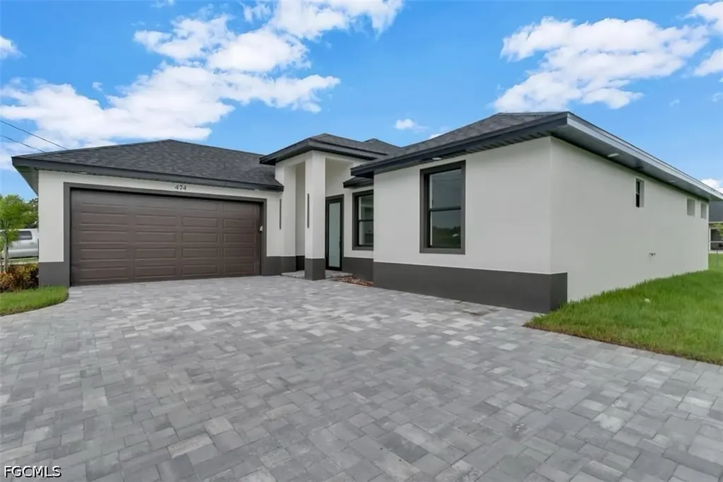 474 NE 2nd Place Cape Coral FL 33909