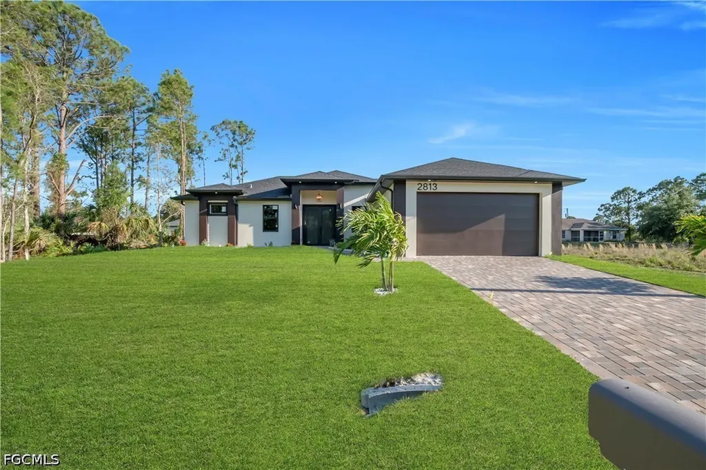 2813 40th Street W Lehigh Acres FL 33971