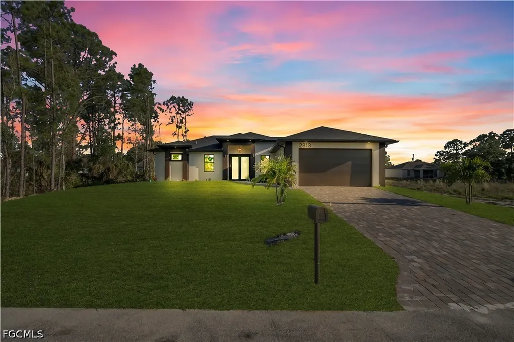 2813 40th Street W Lehigh Acres FL 33971
