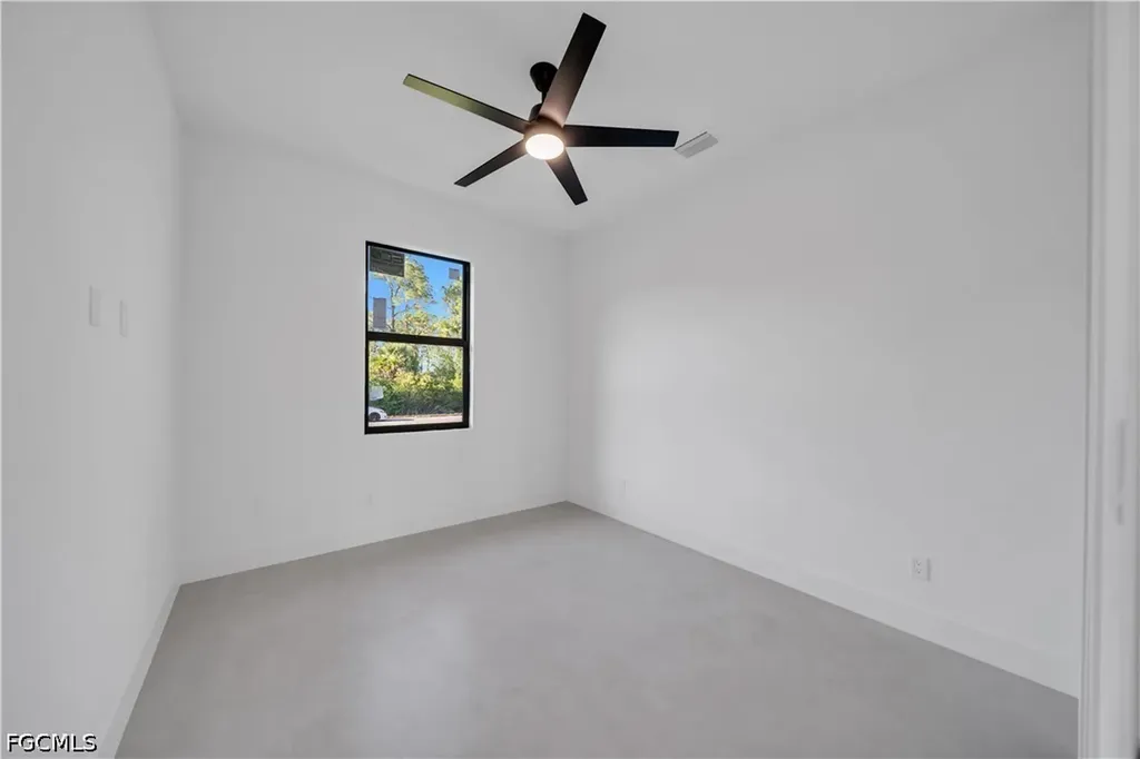 2813 40th Street W Lehigh Acres FL 33971