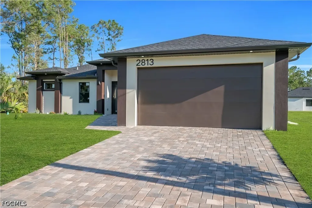 2813 40th Street W Lehigh Acres FL 33971