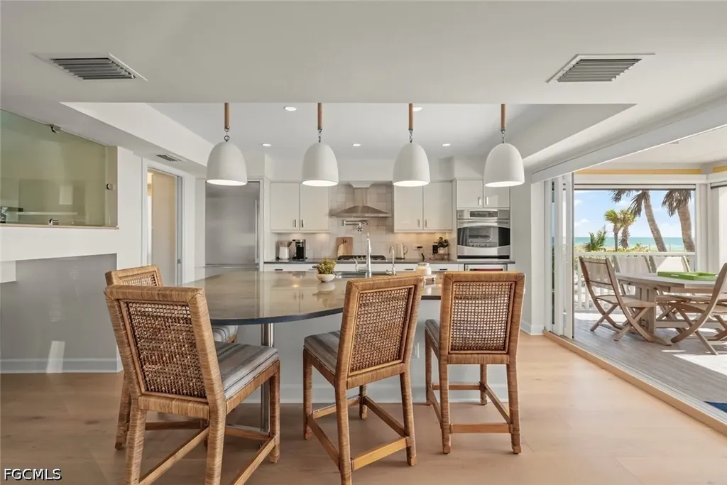 1 Sunset Captiva Lane Captiva FL 33924