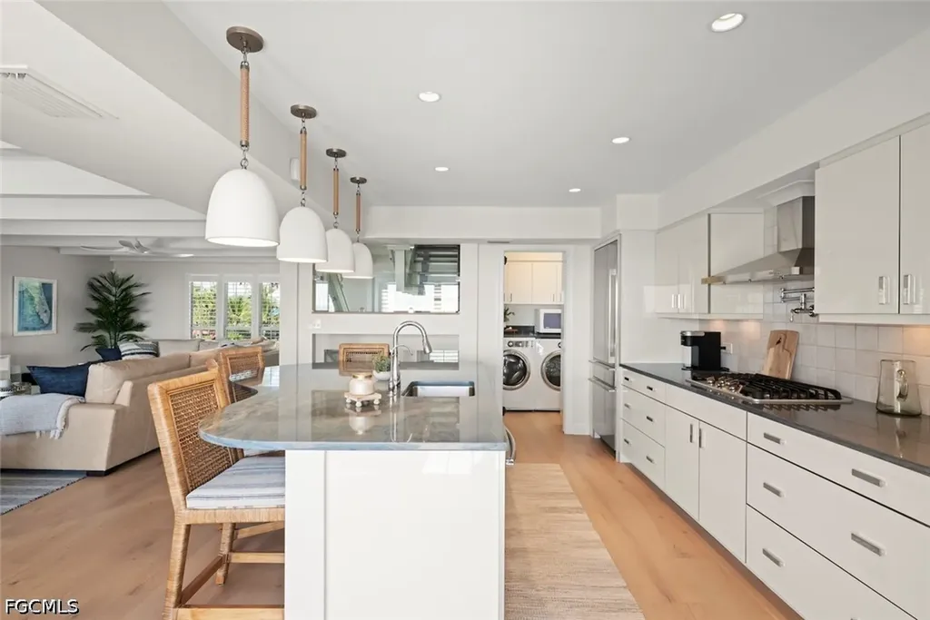 1 Sunset Captiva Lane Captiva FL 33924