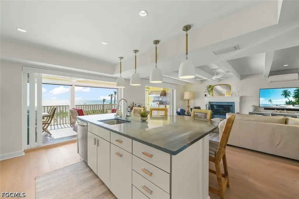 1 Sunset Captiva Lane Captiva FL 33924