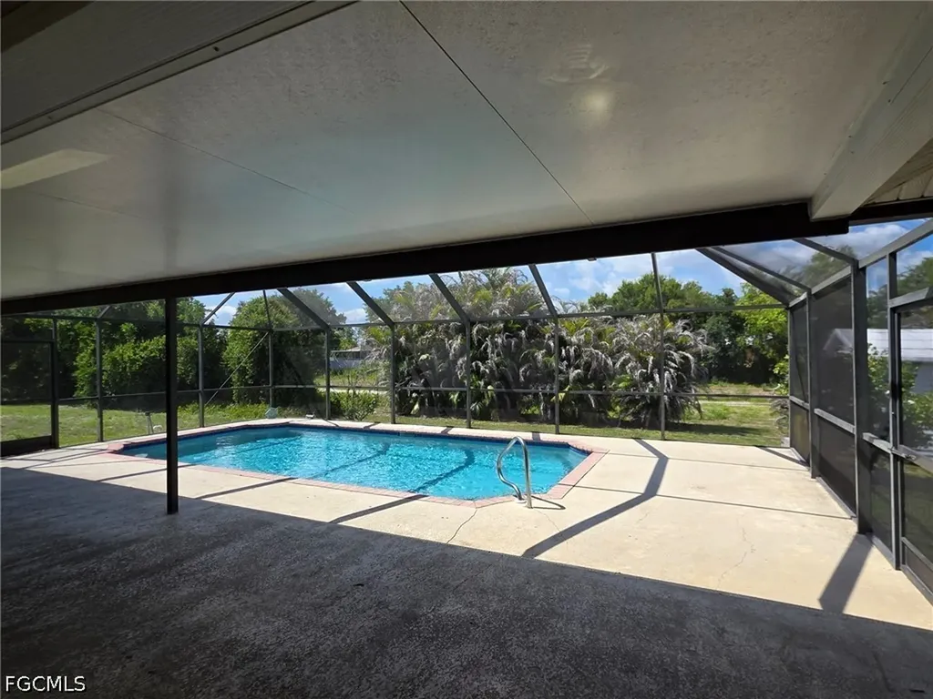 3732 16th Street W Lehigh Acres FL 33971