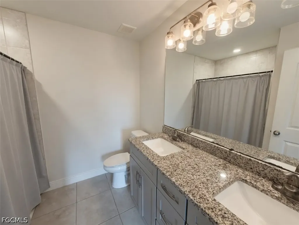 2207 NW 21st Avenue Cape Coral FL 33993
